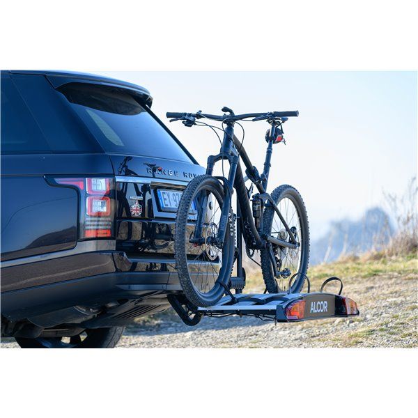Suport biciclete Menabo Marius pentru 3 biciclete cu prindere pe carligul de remorcare