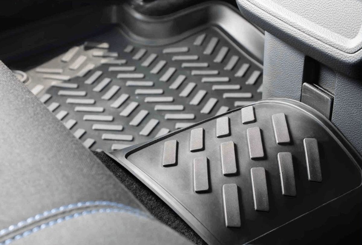 Bigster HEV (2025-) - Covorase auto cu margini ridicate