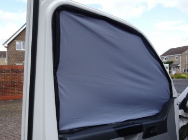 Renault Captur - Set 3 buc Perdele pentru camping cu magneti