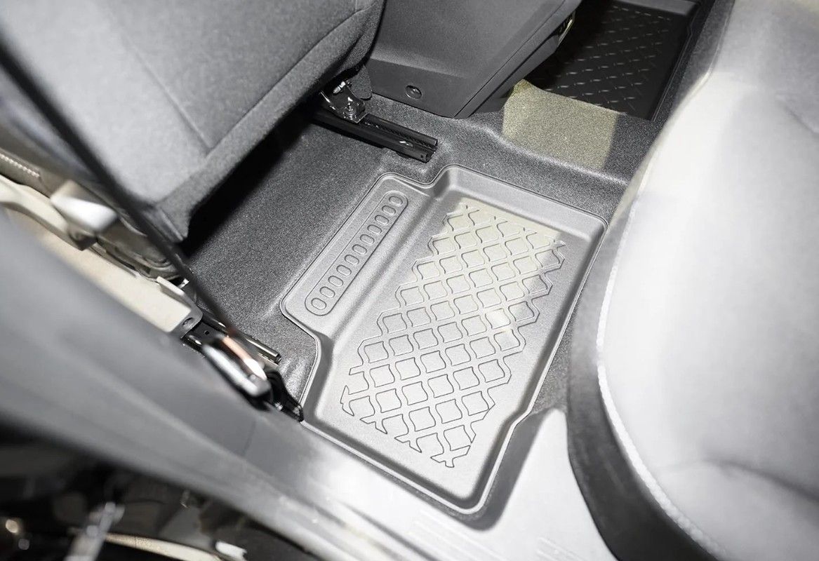 Duster III MHEV (2024-2025) - Covorase auto cu margini ridicate