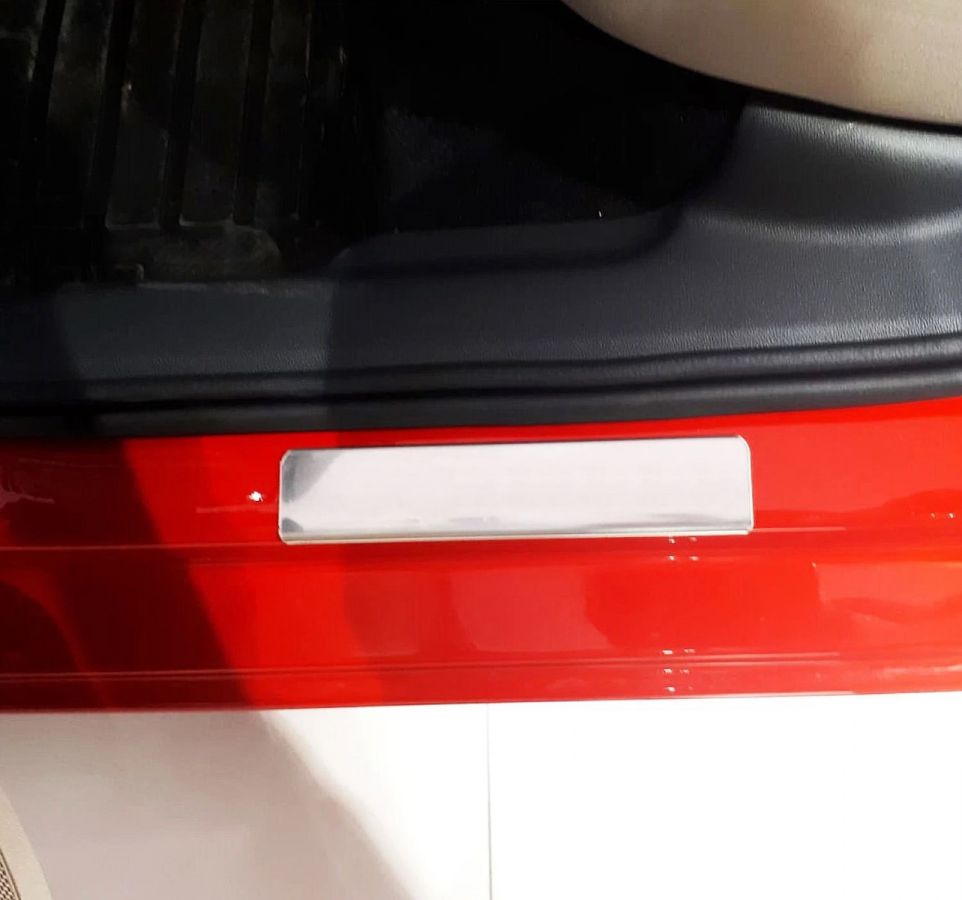 Duster II / Duster I - Protectie praguri din inox 