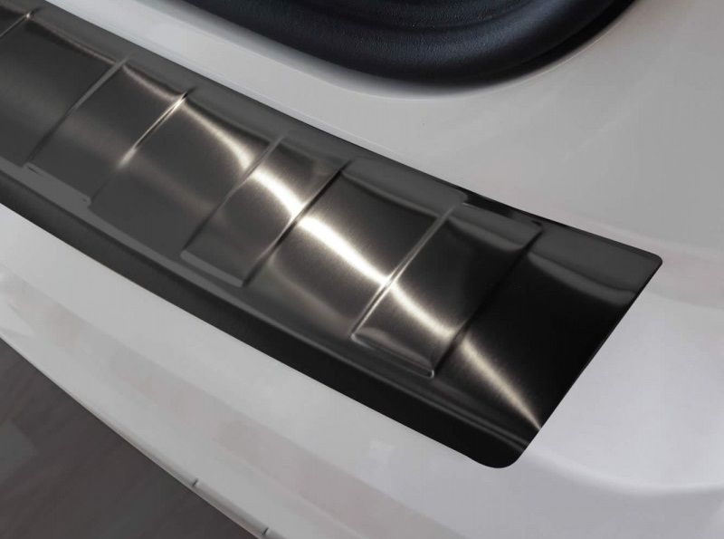 Duster (2010-2017) - Ornament protectie portbagaj Glossy Black Chrome