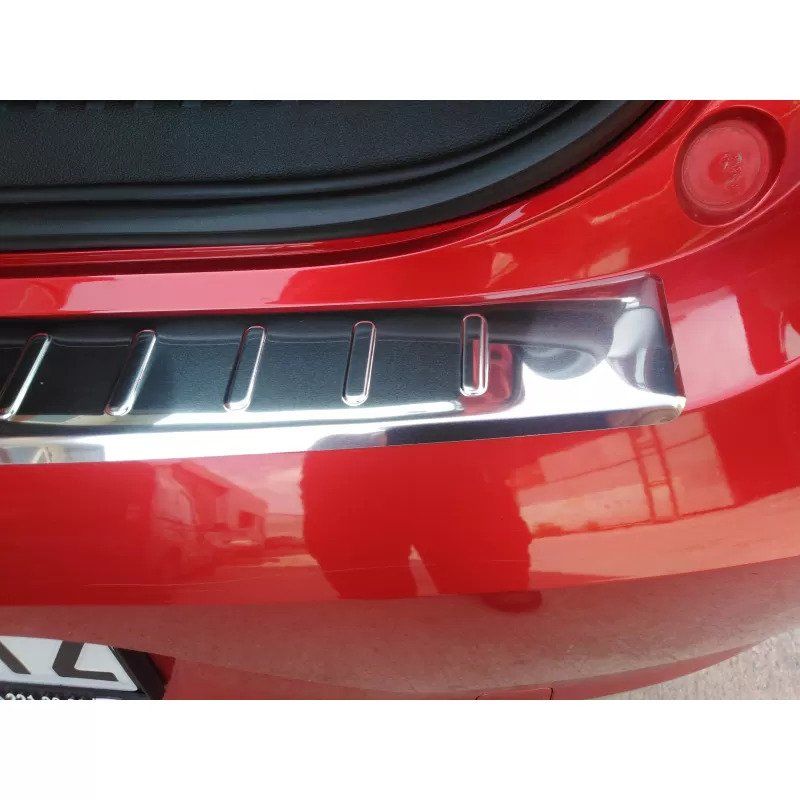 Renault Clio V - Ornament protectie portbagaj Glossy Chrome