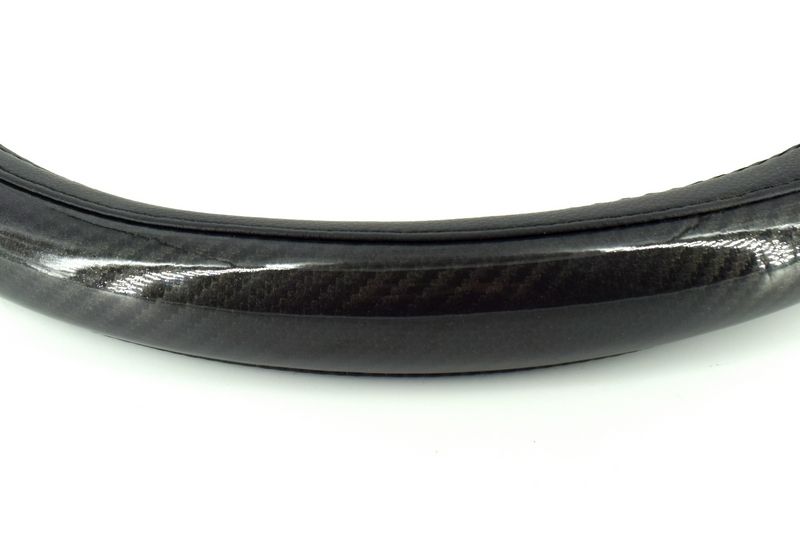Dacia - Husa volan aspect fibra carbon