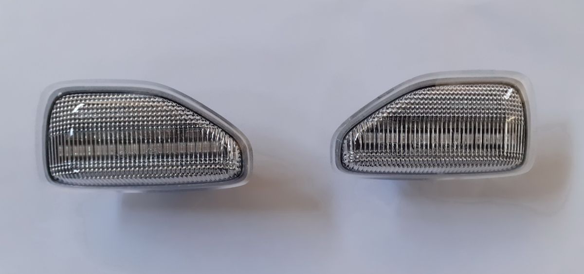 Duster II (2018-2024) - Lumini semnalizare laterala LED 