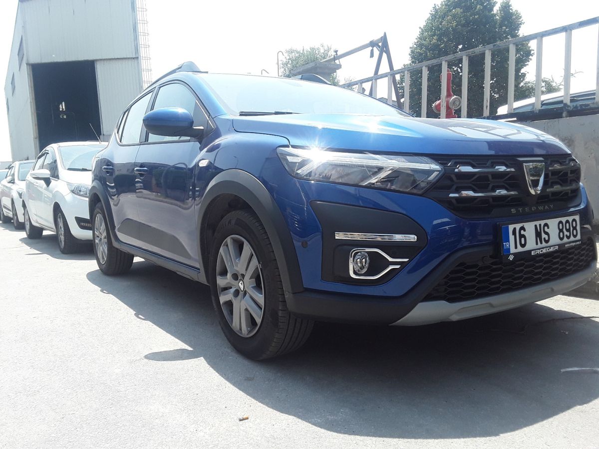Sandero III STEPWAY - Ornamente cromate faruri ceata 