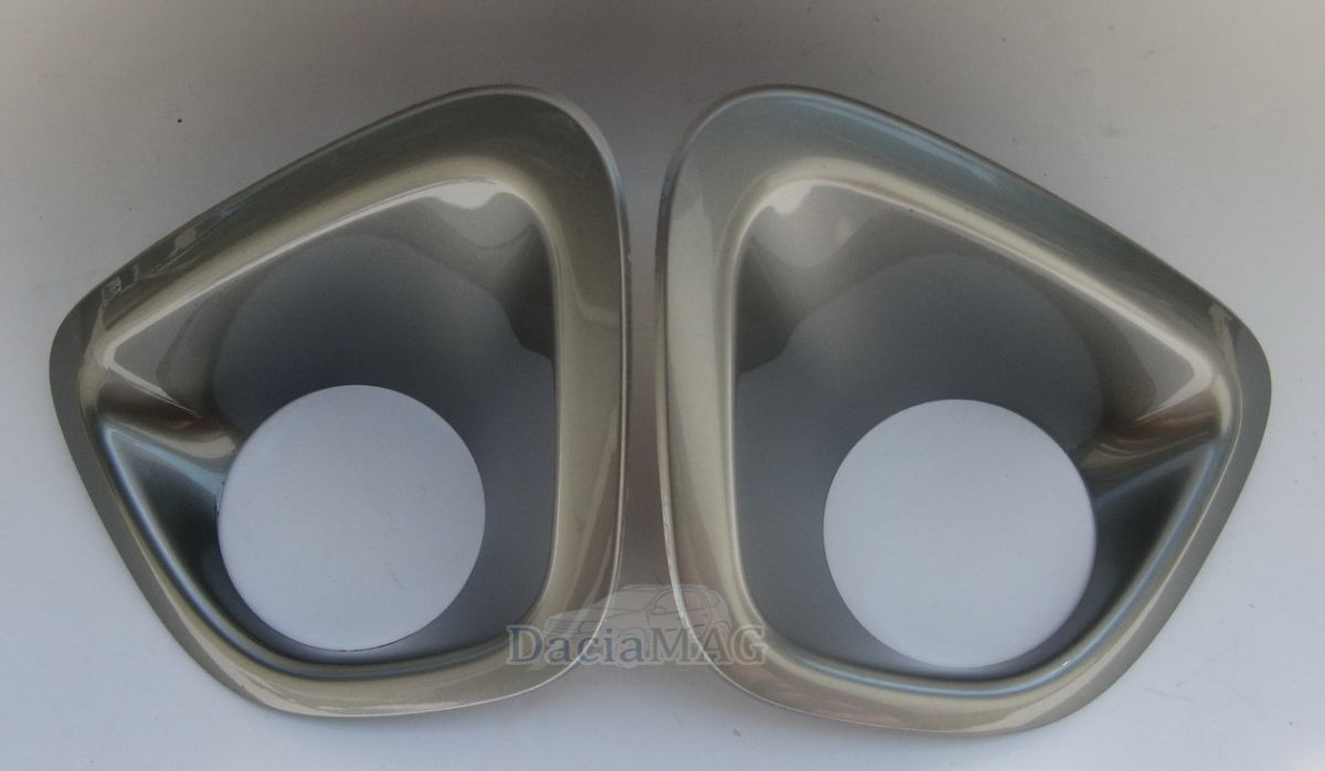 Duster (2010-2017) - Ornamente faruri ceata (Dacia Original)