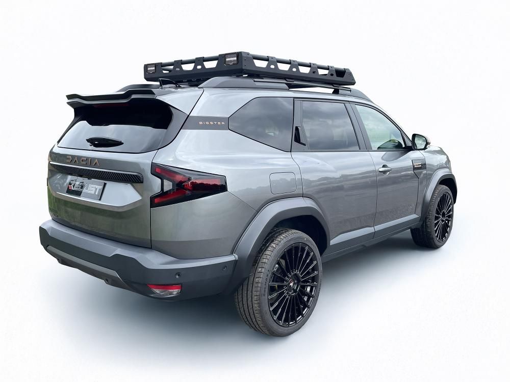 Duster III (2024-2026) - Kit extensii aripi REDUST compatibil cu versiunea echipată cu PDC - Negru mat