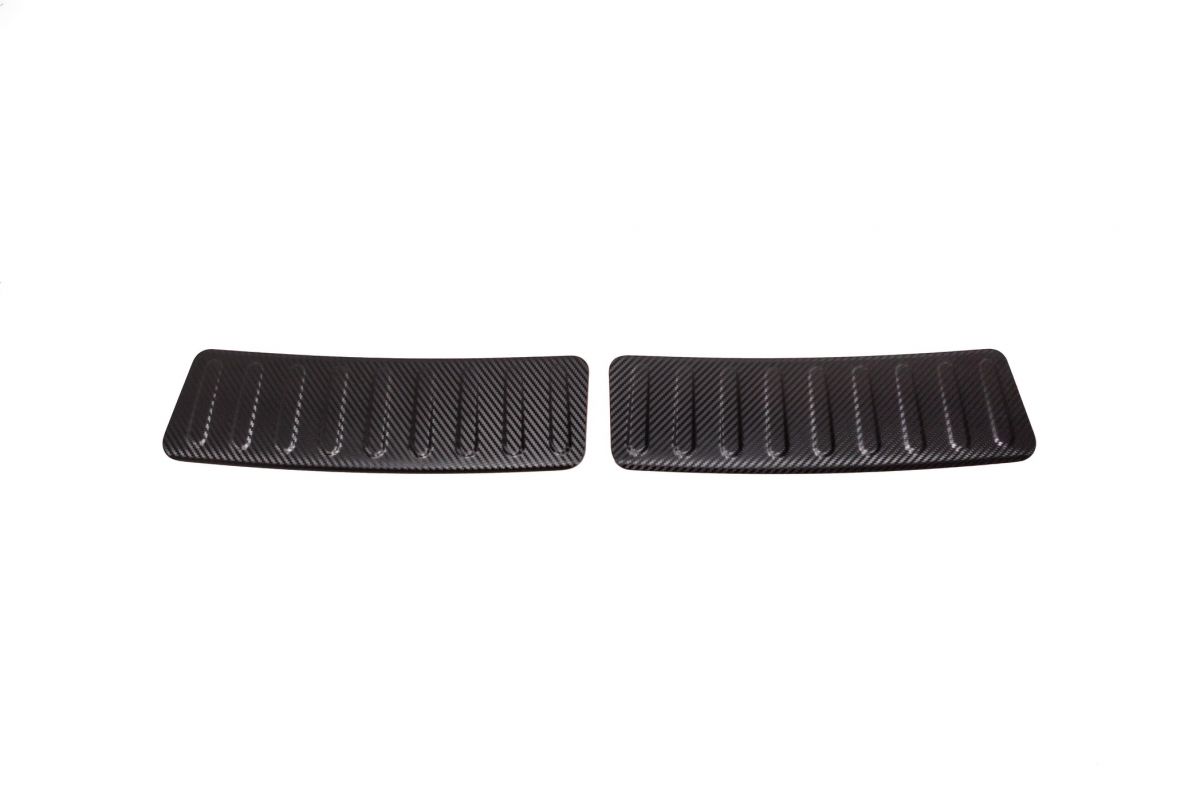 Sandero II (2012-prezent) - Ornament protectie portbagaj Carbon