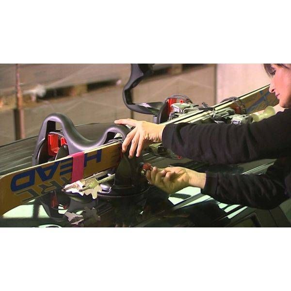 Suport schi Menabo Himalaya cu prindere magnetica, 2 perechi ski + bete