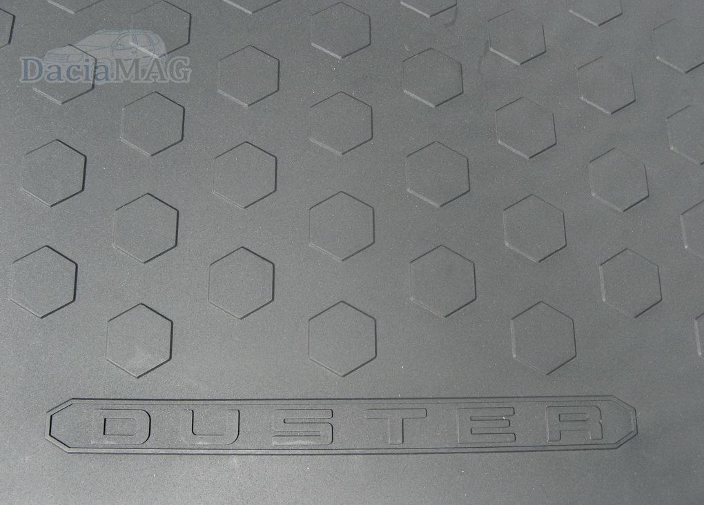 Duster 4x4 (2013-2017) - Tavita protectie portbagaj (Dacia Original)