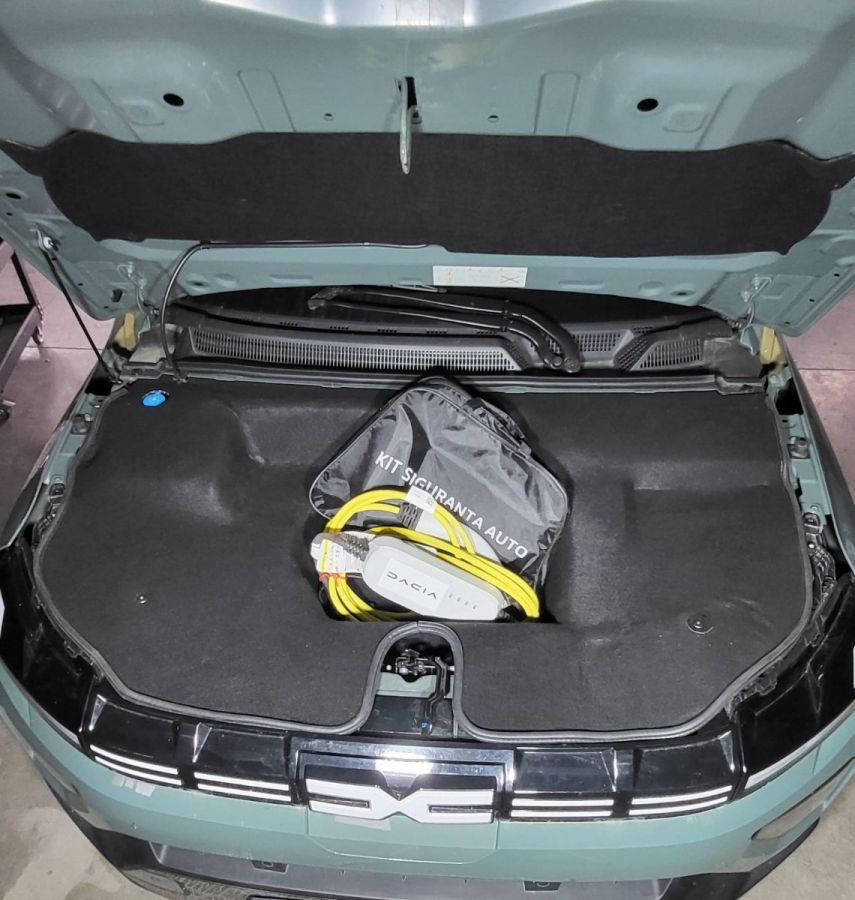 Dacia Spring Facelift (2024-) - Compartiment de depozitare „Frunk” pentru portbagajul față