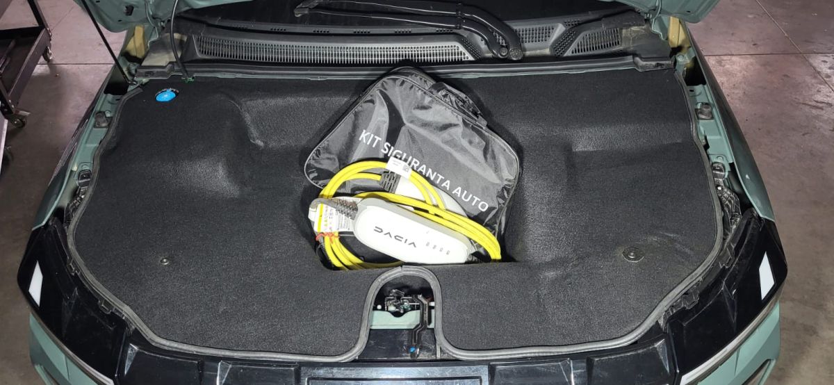 Dacia Spring Facelift (2024-) - Compartiment de depozitare „Frunk” pentru portbagajul față