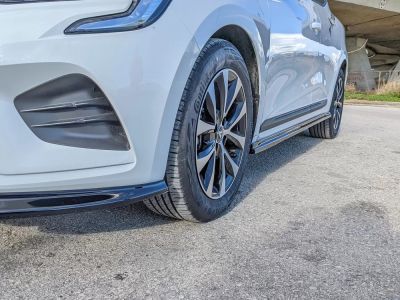 Renault Clio V  (2019-2022) - Kit baghete praguri laterale Negru Lucios