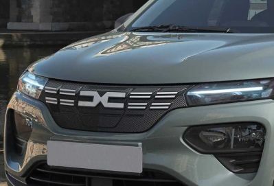 Spring (2021-2024) - Grila calandru + Stema Logo Nou - Incarcare standard (Dacia Original)