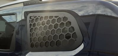 Duster II (2018-2024) - Protectie metalica geam lateral spate