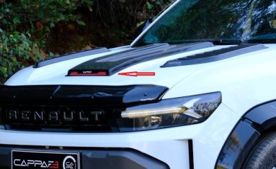 Duster III (2024-2026) - Ornament capota 