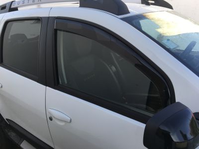 Duster (2010-2017) - Deflectoare de aer fata (Dacia Original)