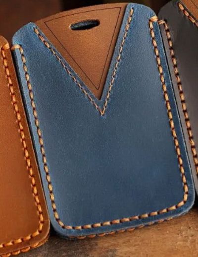 Duster II / Sandero III / Jogger - Husa lucrata manual din piele pentru chei - albastra