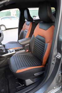 Duster III (2024-2025) - Set Huse scaune din Piele Premium Editie Bronz - realizate special pentru Duster 3