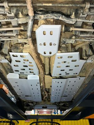 Duster III (2024-2026)  - Set scuturi 4WD - Protecție completa a sasiului