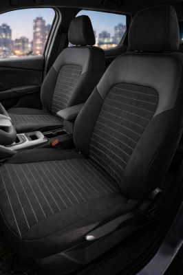 Duster III (2024-2026) - Huse scaune CITY Negru - piele ecologică și textil 